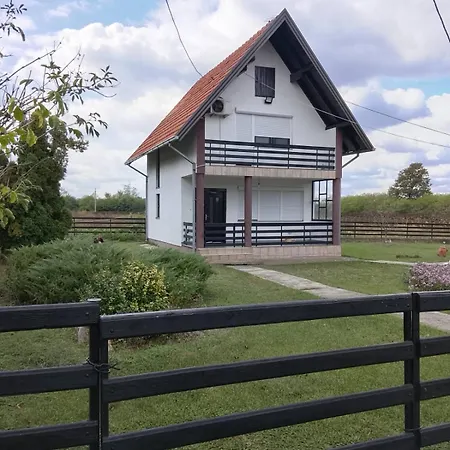 Vikendica Brvnicka Oaza Mir I Priroda Kraj Samca * Batkusa